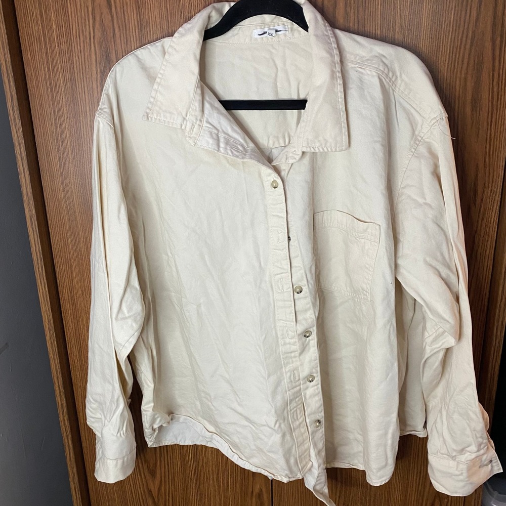 Maurices Button Down Shirt Women XXL Cream Cotton‎ Twill Long Sleeve Pocket
